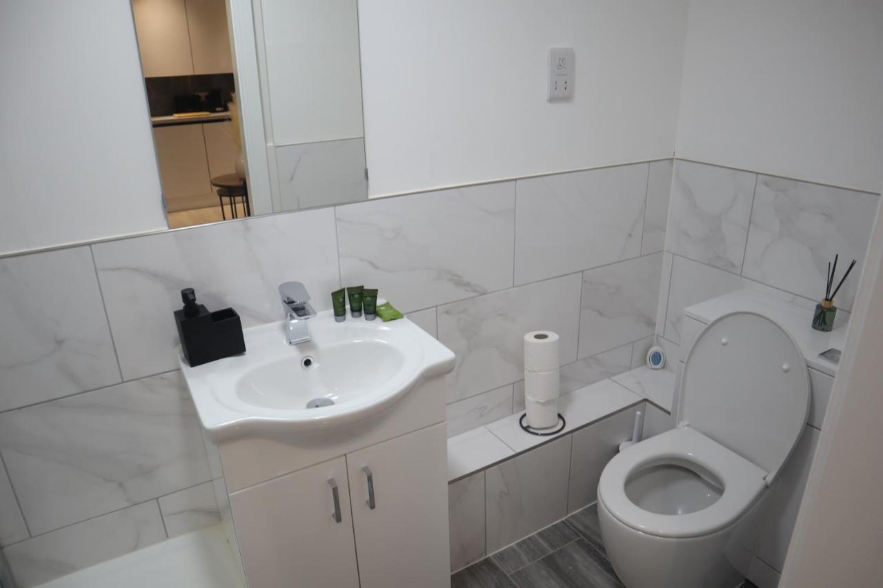 Cosy 1-Bed Apt In Derby City Centre - Free Parking Екстериор снимка